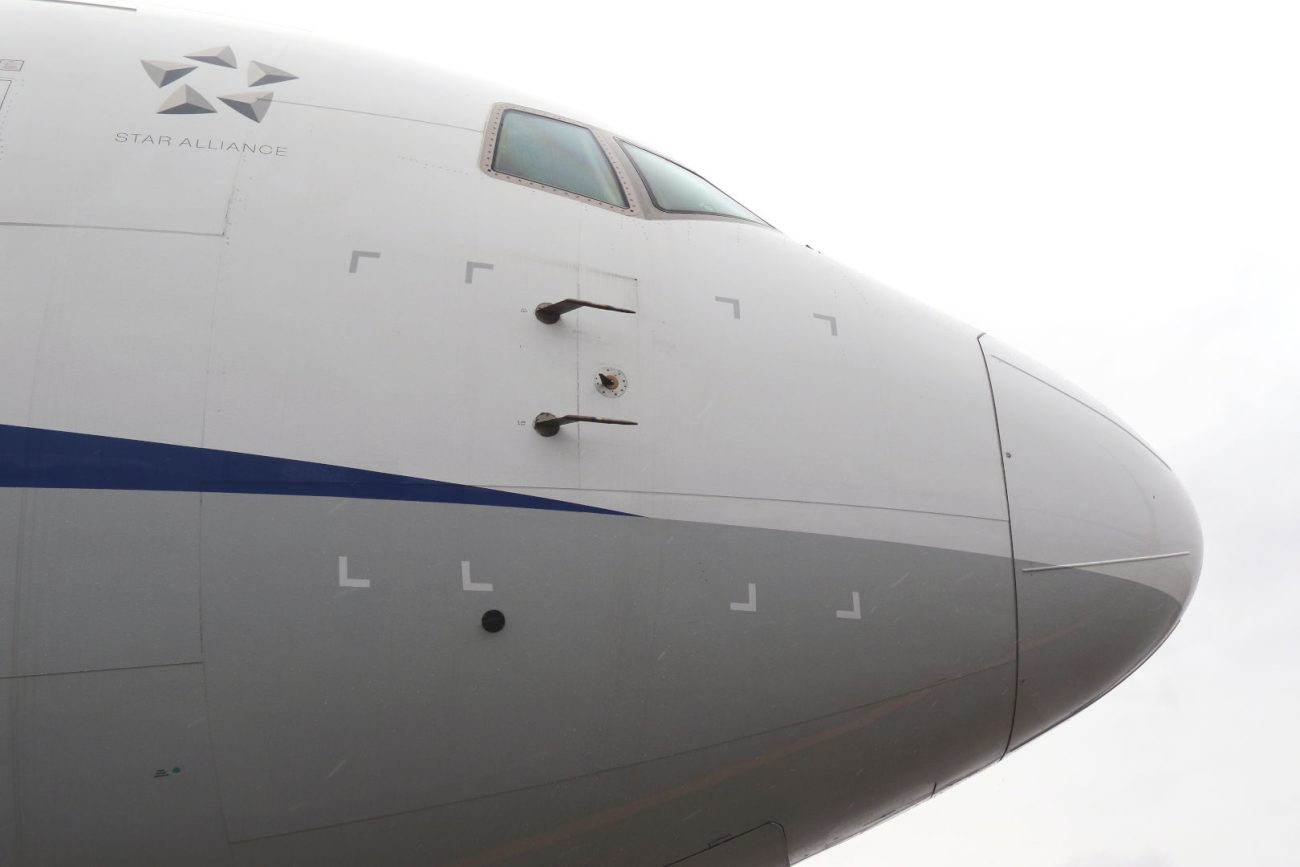 767の機首の横についているのがピトー管。