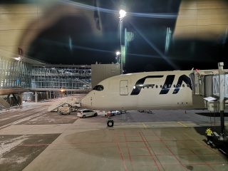 ay_a350900