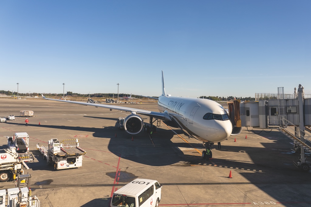 A330neo at NRT