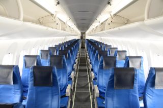 DHC8