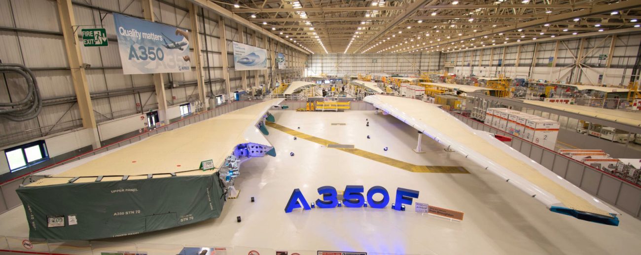 A350F初号機の主翼の組み立てが英ブロートン工場で完了。