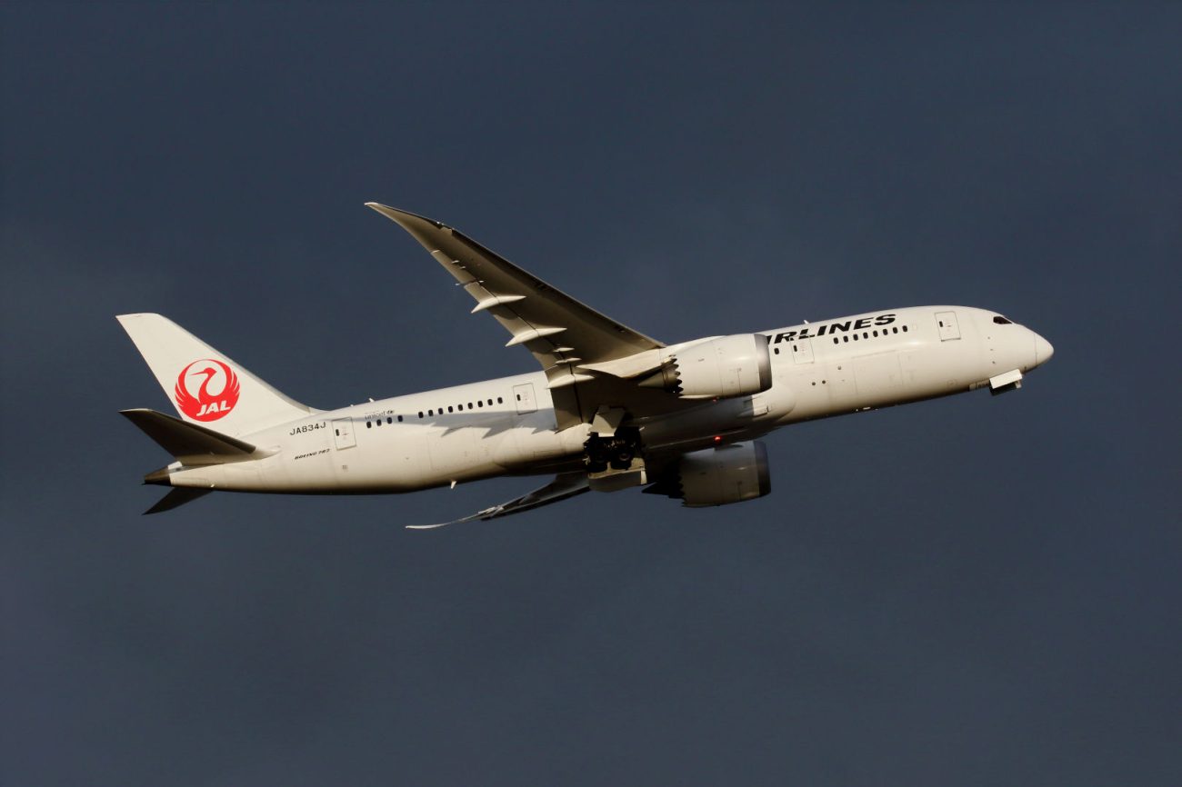 音速の影響を減らし、横安定も強化する後退翼にも欠点が。