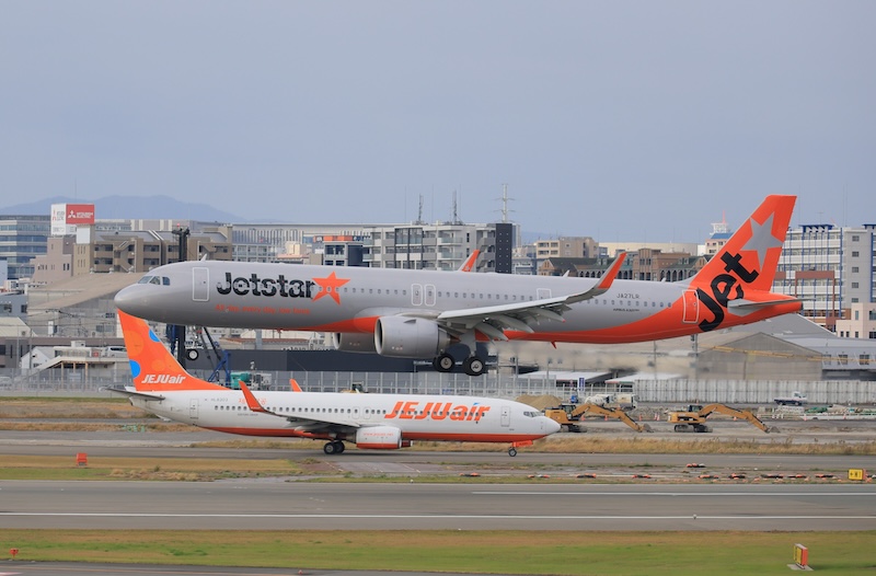 A320_737