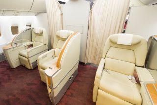 767_f_cabin