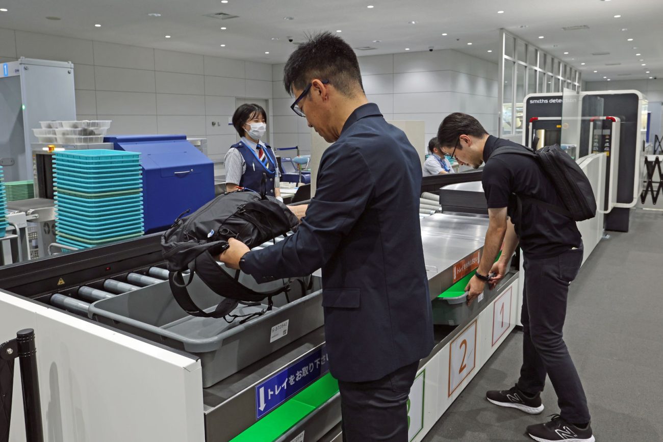 準備台は4台に増え、前の旅客の準備を待つ必要はなく、準備ができた旅客から検査を受けることが可能に。