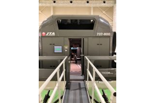 那覇市に位置するJTAの訓練施設にて、12月20日より併用開始。