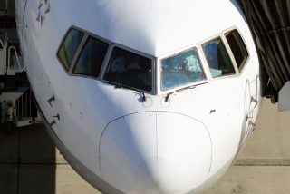 ボーイングは767で機首やコクピット窓を新しく設計し、これを同時開発の757やスケールアップした777とも共通化した。